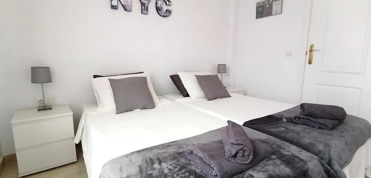 Chilly Apartment - Sunny Rooftop Terrace With Ocean View Callao Salvaje