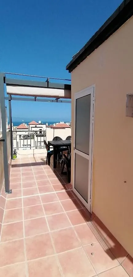 Chilly Apartment - Sunny Rooftop Terrace With Ocean View Callao Salvaje